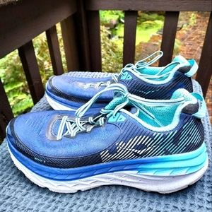 HOKA one one women’s 11